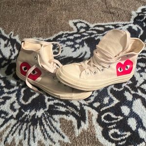COMME des GARÇONS Play converse all-star. Size 6 1/2 women’s 4 1/2 men.